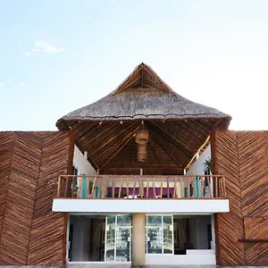 https://hotel-pelicano.quintano-roohotels.com