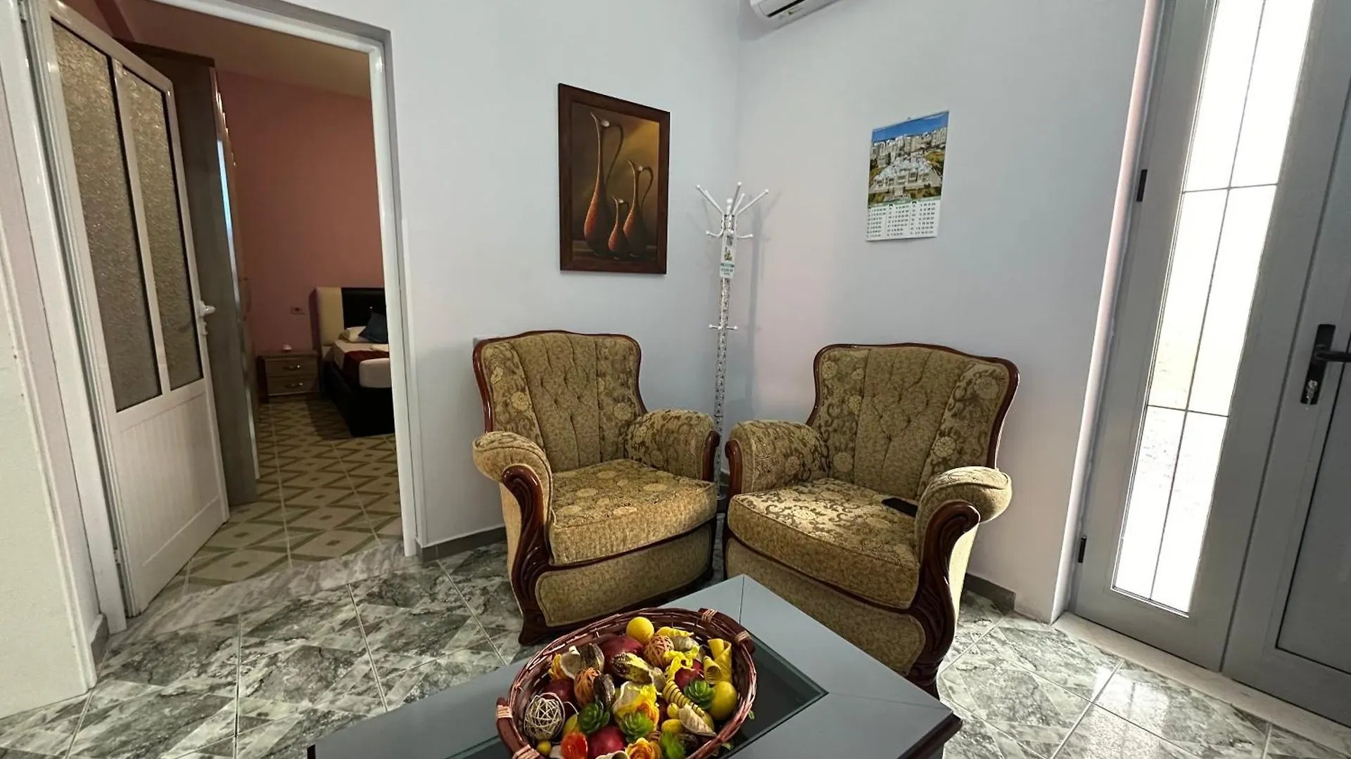 Chicago Hotel Fier 3*,  Albanien